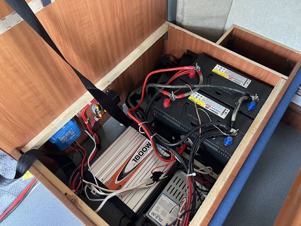 東京にお住まいの方】キャンピングカーのサブバッテリーの事ならお任せ