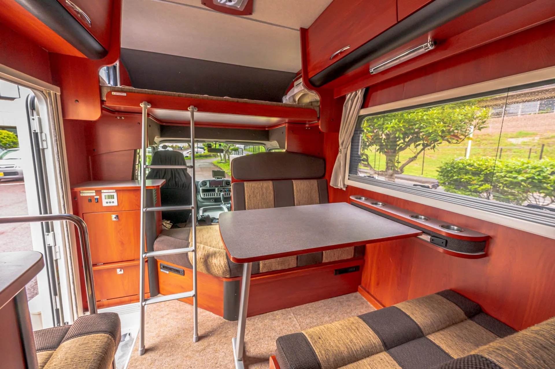 冷蔵庫が使えない…キャンピングカーのバッテリーで起こりがちな失敗例